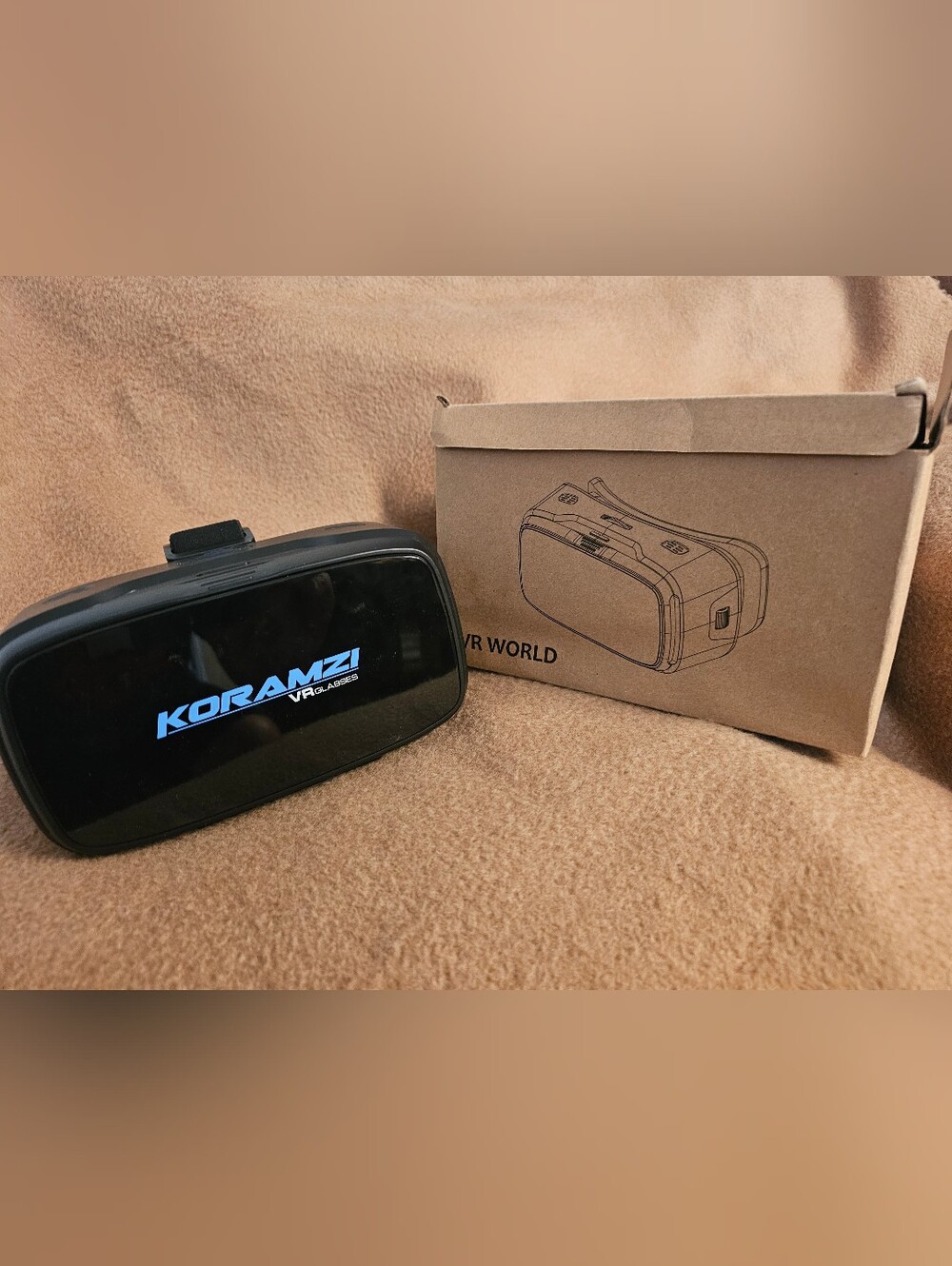 Black Smartphone VR Headset - Mobile Virtual Reality